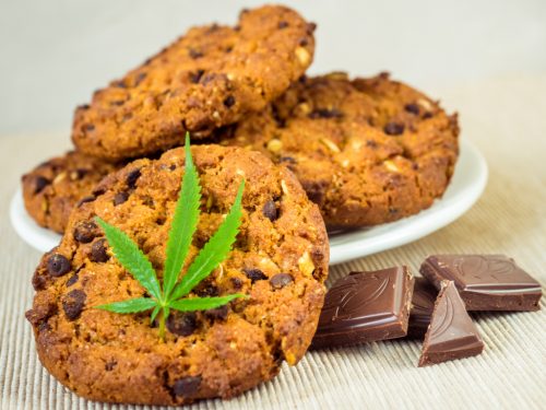 Eating weed edible cookies for first time