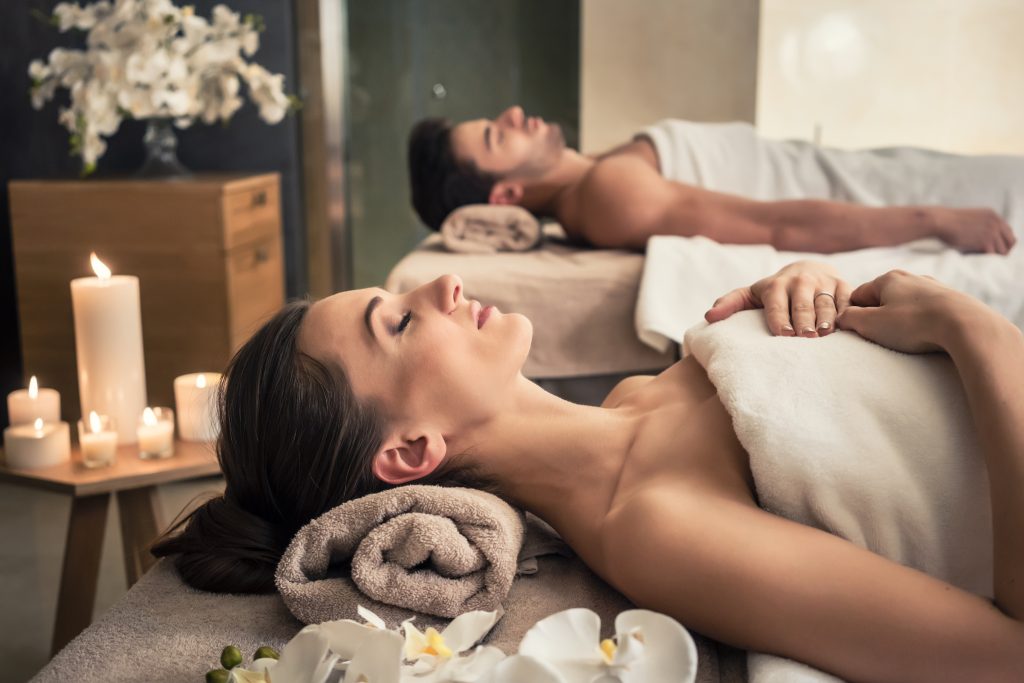 couple receiving a cbd massage