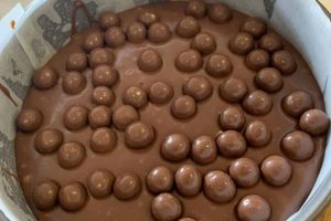 baileys-malteser-fudge-with-cannabis-recipe