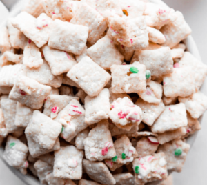 Peppermint-Crunch-Pot-Puppy-Chow-Recipe-Cannadish