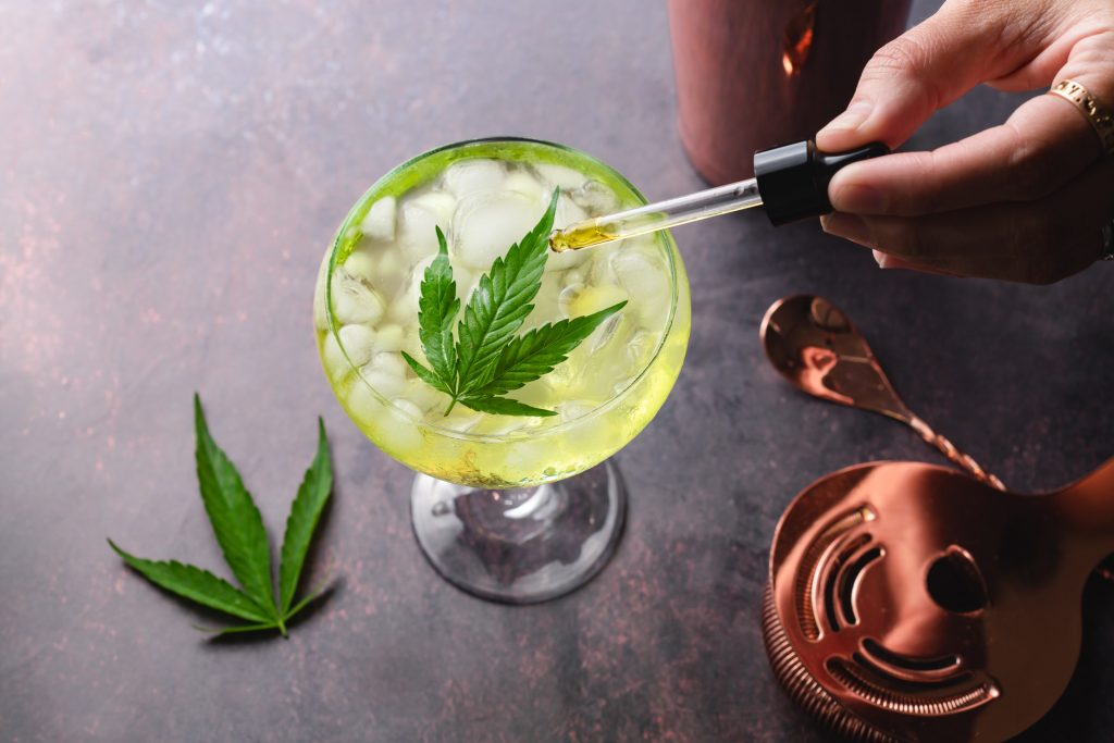 cannabis-cocktail-green