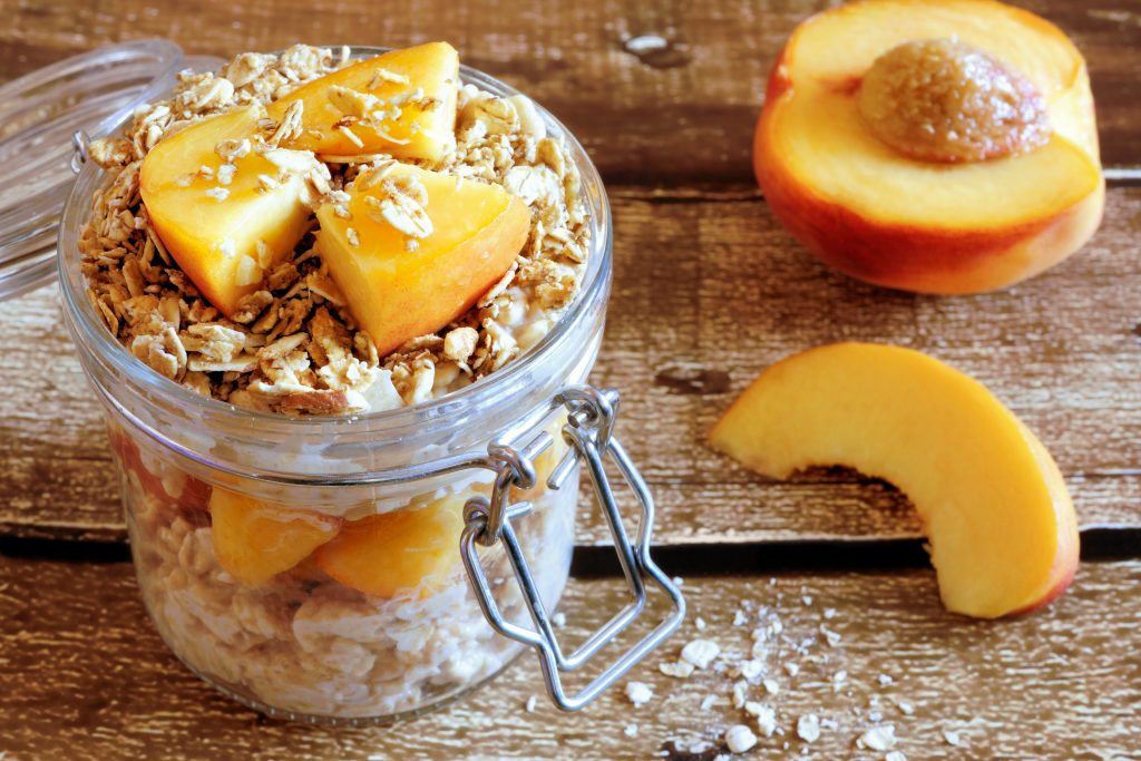 peach-overnight-oats