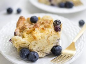 Blueberry-Croissant-Puff-with-cannabis