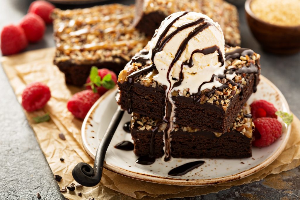 cookies-and-cream-brownies-with-cannabis