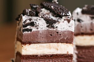 ice-cream-sandwich-cake