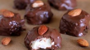 almond-joy-balls